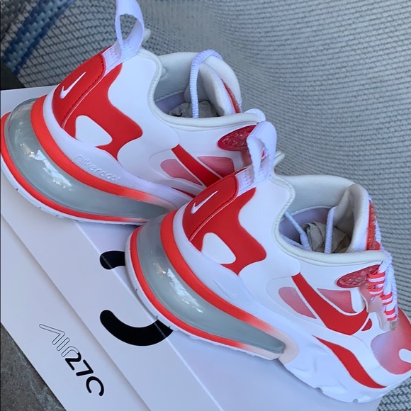 • NIKE W AIR MAX 270 REACT SE WMNS - Picture 11 of 16